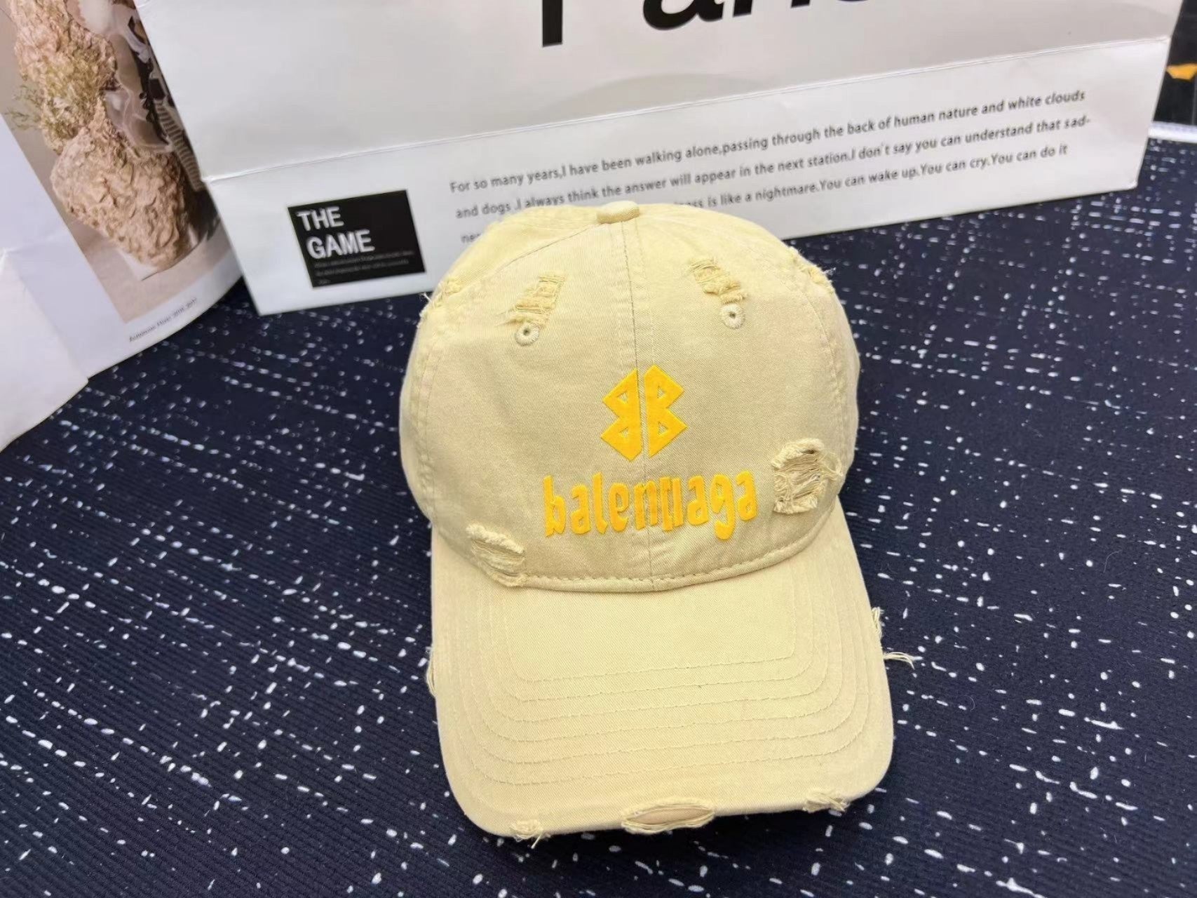 BALENCIAGA New Season Baseball Cap