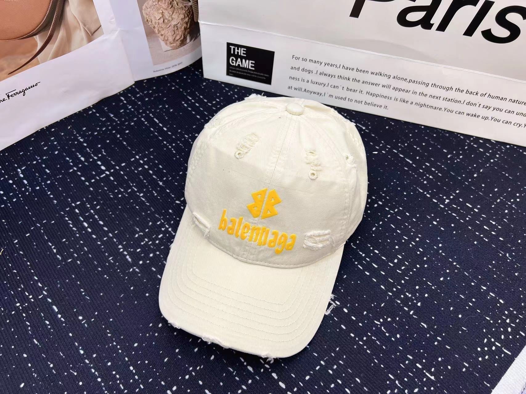 BALENCIAGA New Season Baseball Cap